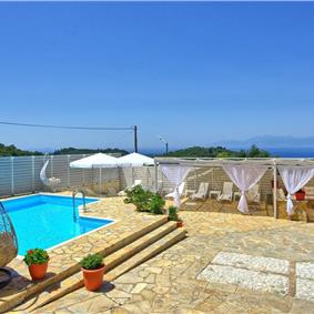 5 bedroom villa with pool & seaview, Perithia, sleeps 10